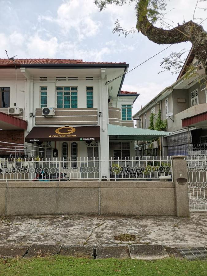 G Fortune Guest House Victoria Green George Town Extérieur photo